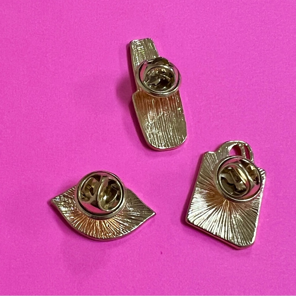 Trendy Enamel Pin Set - Lips, Nail Polish, Shopping Bag - Picture 2 of 4